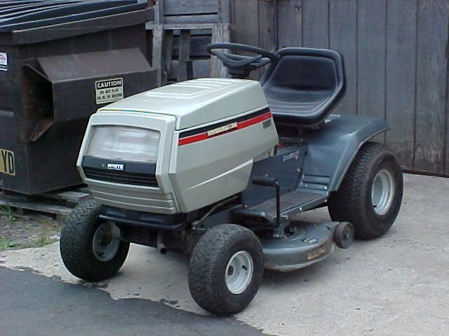 Ford lt12 riding lawn mower
