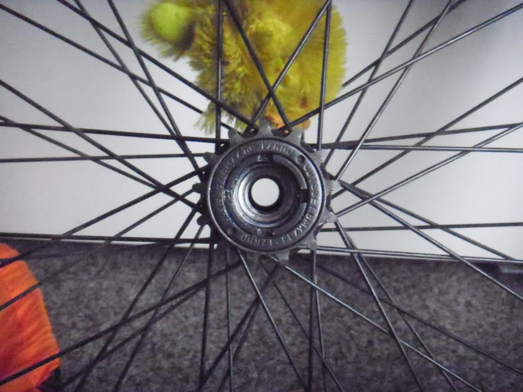 is it possible to put sealed bearings in a unsealed hub?