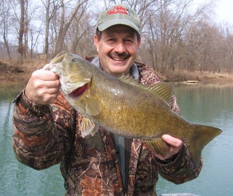 Nick21inchSmallmouth.jpg